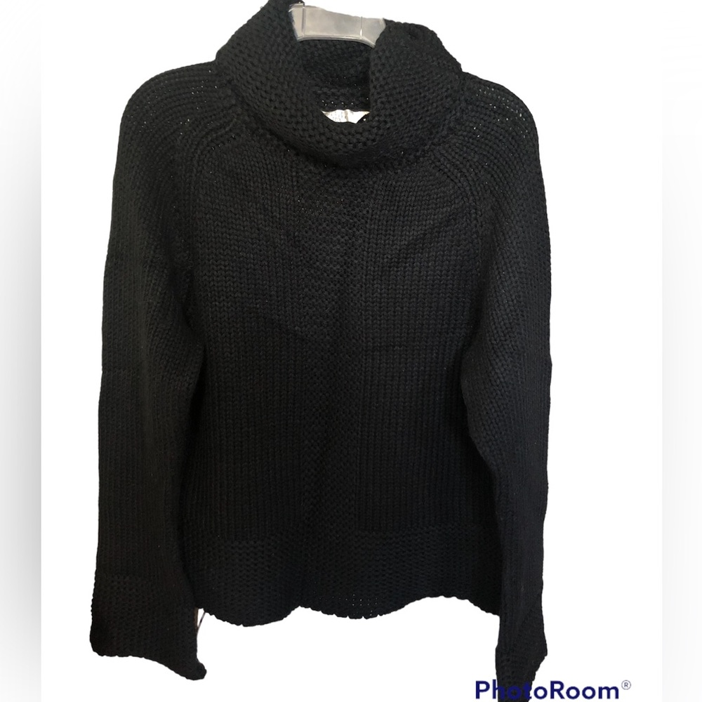 John Paul Richard acrylic turtle neck sweater.  NWT size LP.